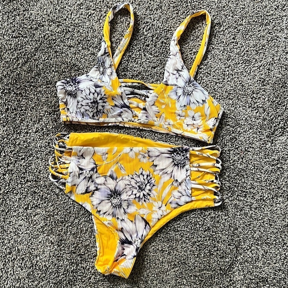 FLORAL 2 Piece Swimsuit SZ XL